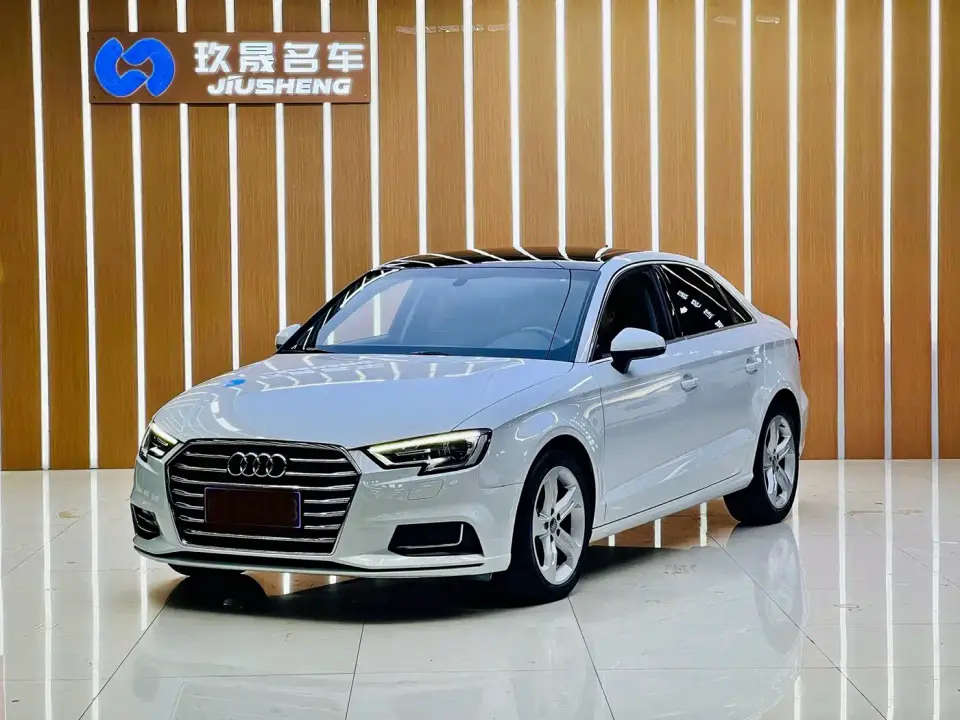 Audi A3 Facelift Limousine 35 TFSI Progressive (China VI) 2020