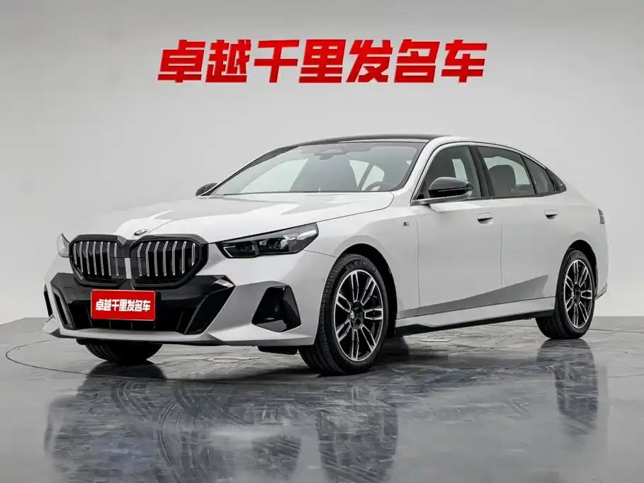 BMW 5 Series 525Li M Sport Package 2025