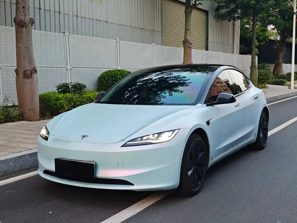 Tesla Model 3 Long Range All-Wheel Drive 2024