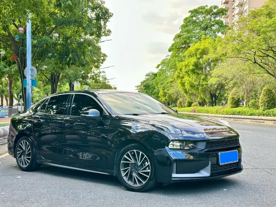 Lynk & Co 03 1.5TD DCT Jin Plus 2022
