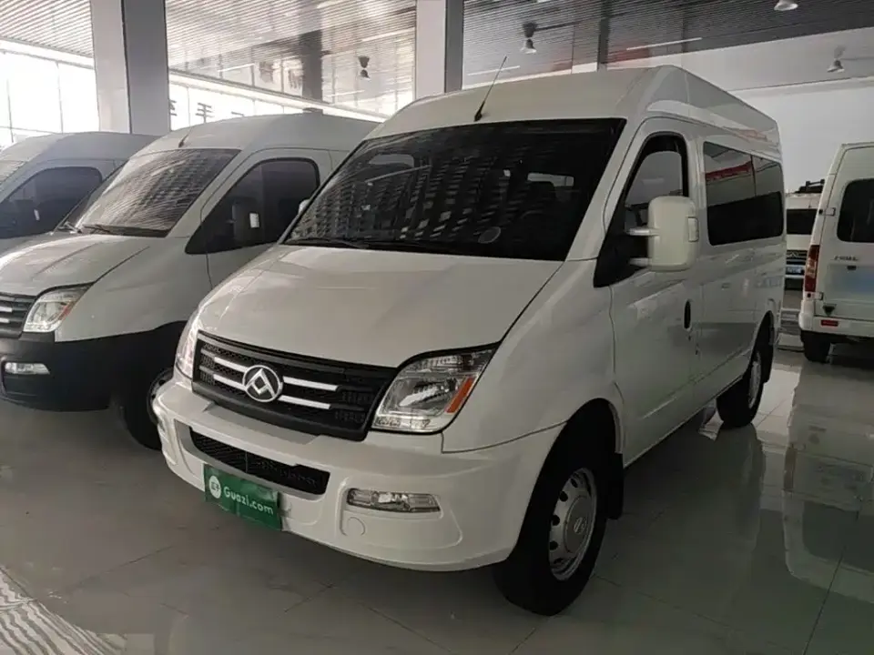 SAIC Maxus Xintu V80 2.0T Manual Classic Aoyun Power Edition Short Wheelbase Medium Roof 5/6-Seater 2023