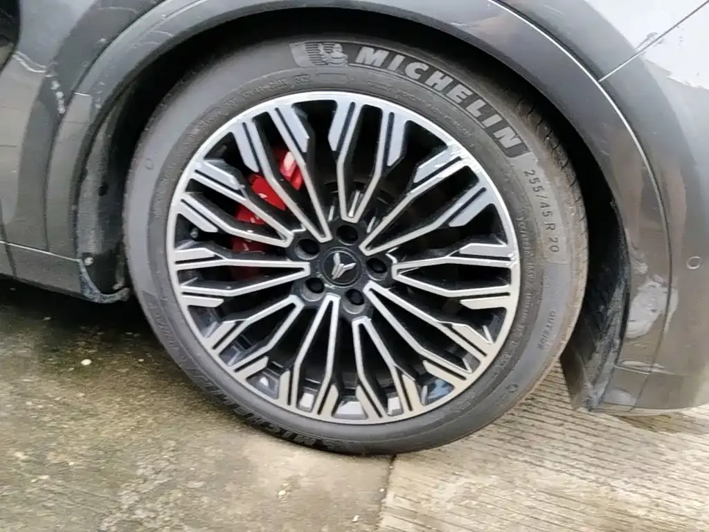 Voyah Auto VOYAH FREE FREE+ 4WD Qiankun Edition 2025 — фото 12