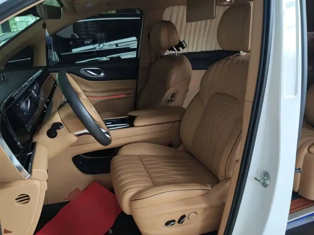 Voyah Auto Voyah Dreamer Low-carbon Dream+Smart Package 2024 — фото 15