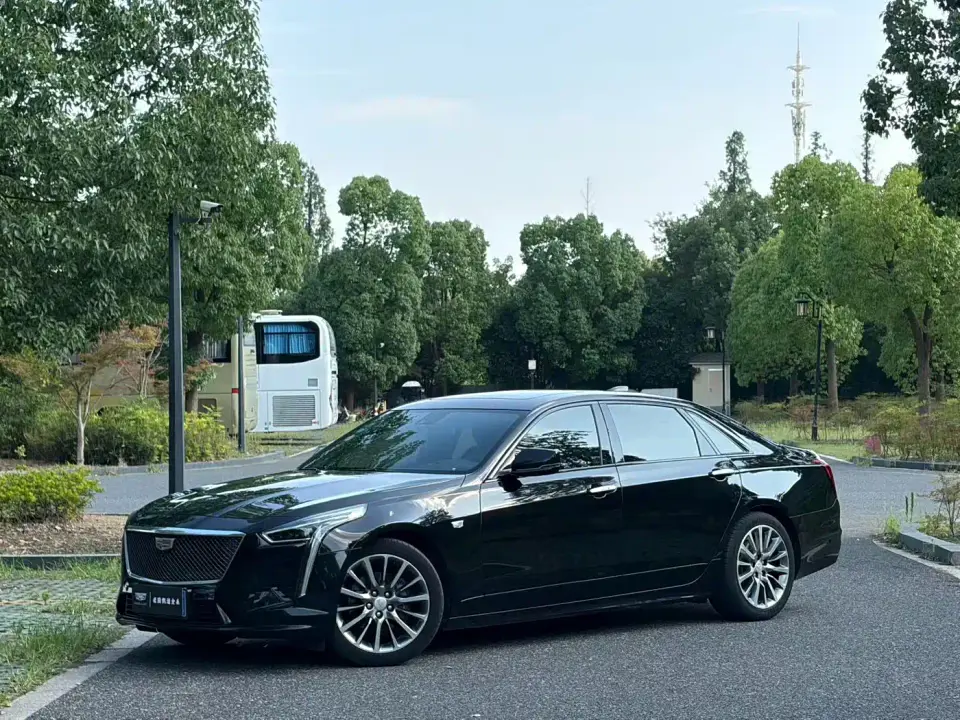 Cadillac CT6 28T Luxury Sport Model 2019