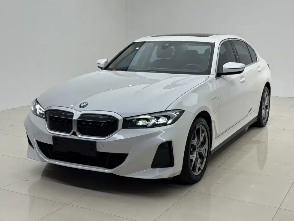BMW i3 eDrive 35 L 2023