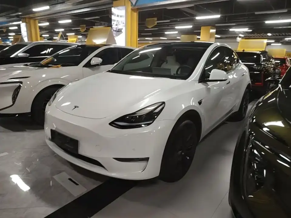 Tesla Model Y Facelift Long Range All-Wheel Drive Version 2023