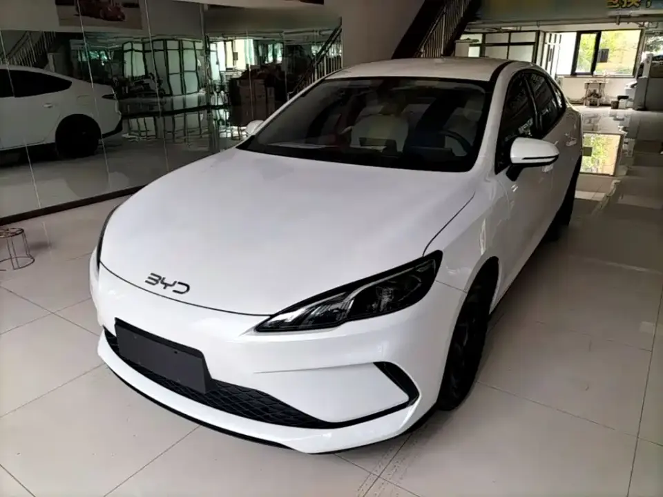 BYD Hai Bao 05 DM-i DM-i Smart Drive Edition 55KM Luxury 2025