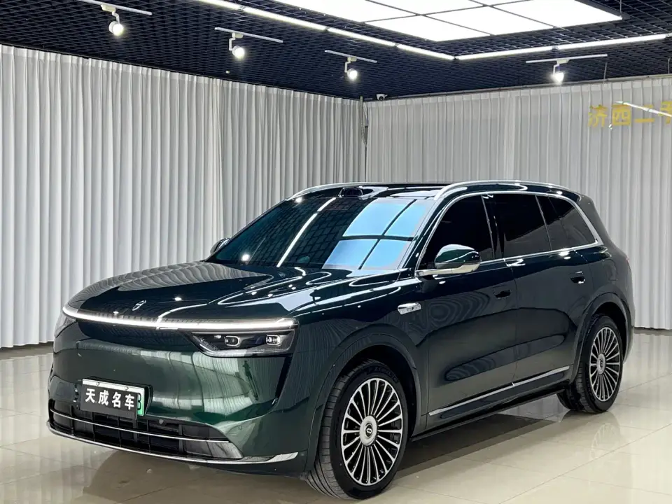 AITO Wenjie AITO M8 Extended Range Ultra 53.4kWh 6-Seater 2025