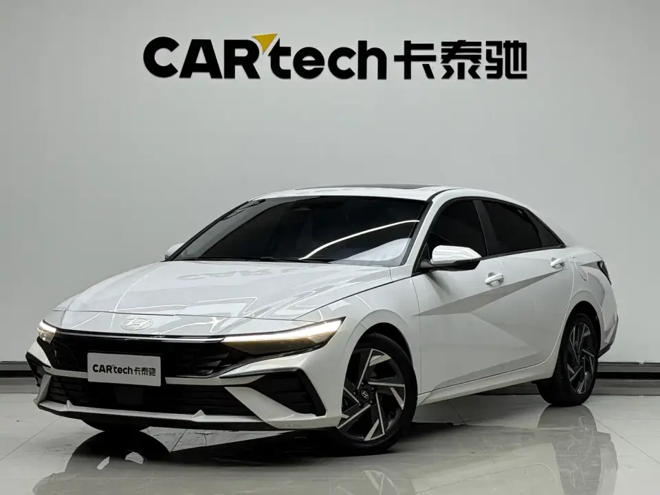 Hyundai Elantra Model 1.5L CVT LUX Premium Edition 2025