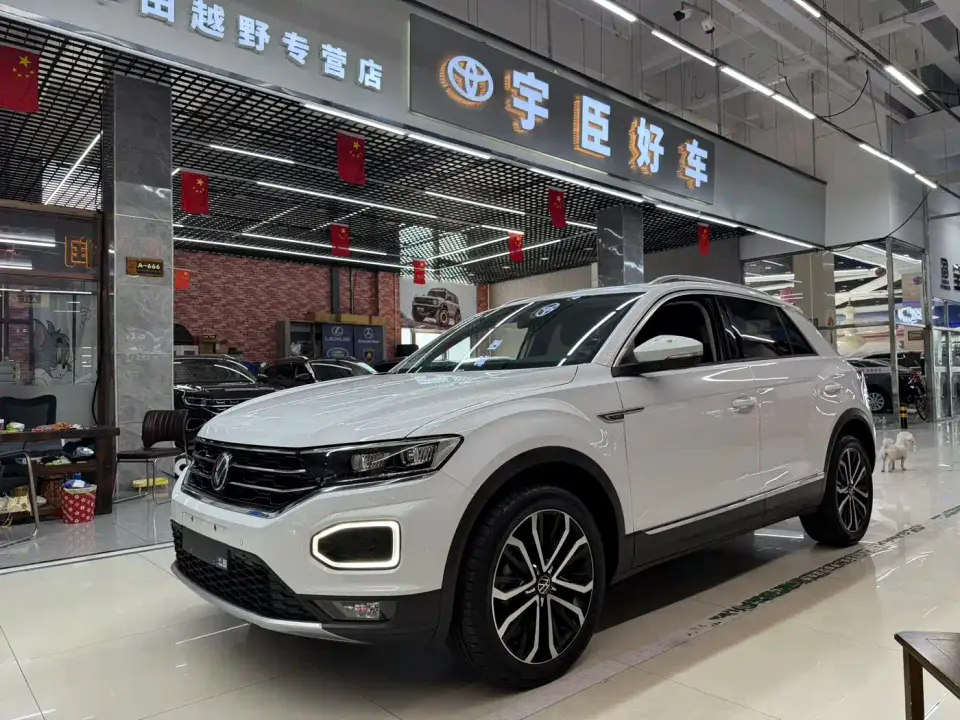 Volkswagen T-ROC 280TSI DSG 2WD Comfort PLUS 2022