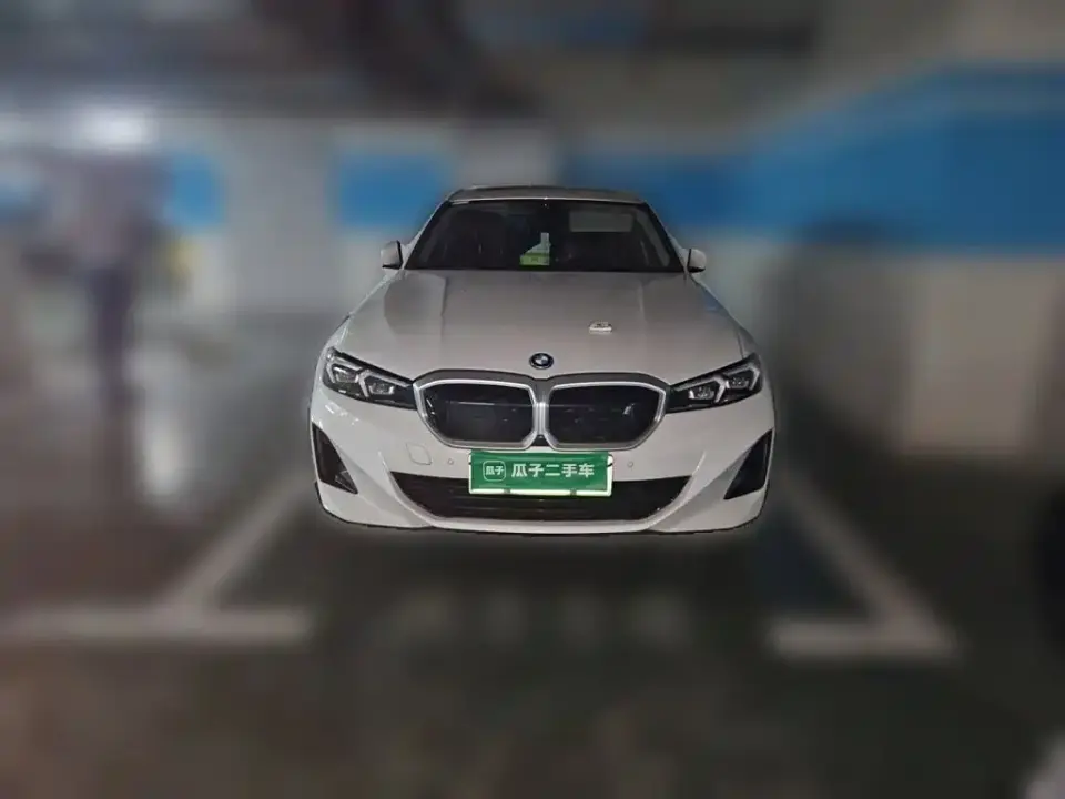 BMW i3 eDrive 35 L 2023