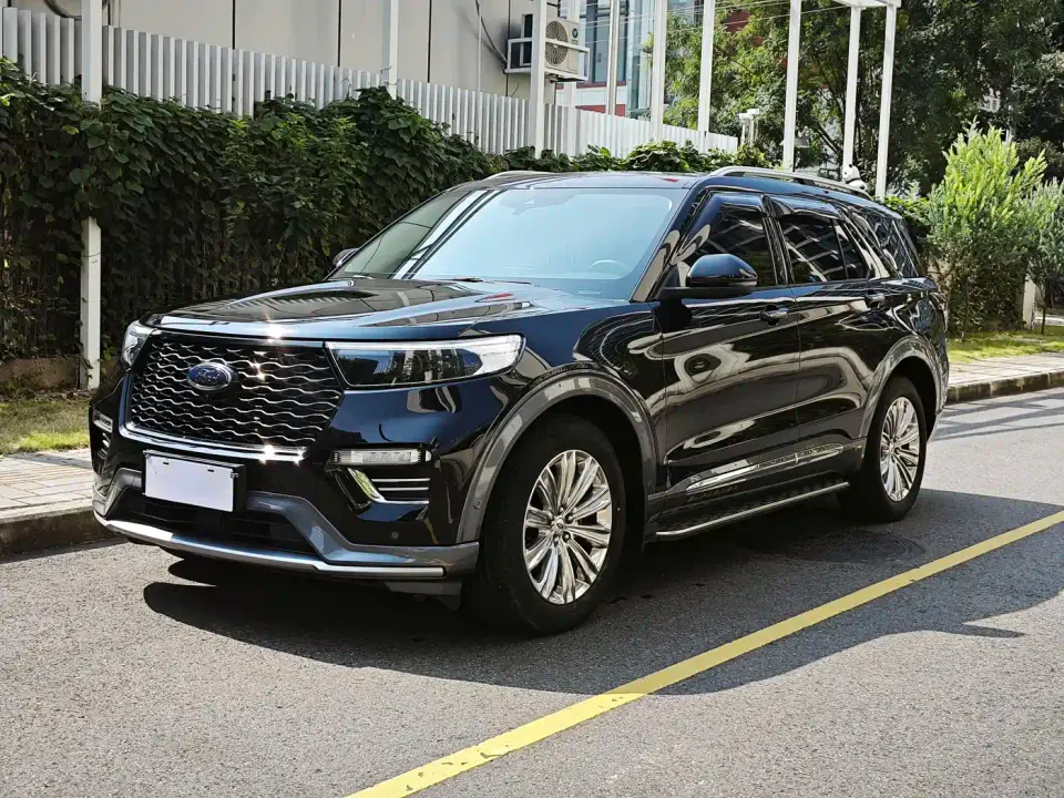 Ford Explorer EcoBoost 285 AWD Titanium Edition 7-Seater 2021