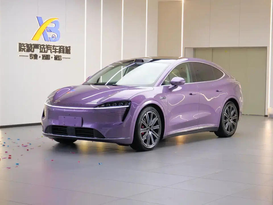 Zhijie Luxeed R7 Extended Range 331km Ultra 2025