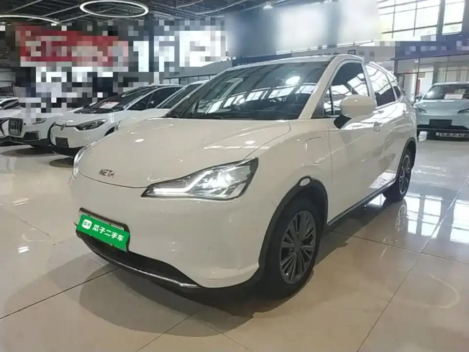 Neta Nezha V Trend 400 2023