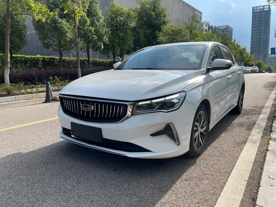 Geely Emgrand 4th Generation 1.5L CVT Luxury 2022