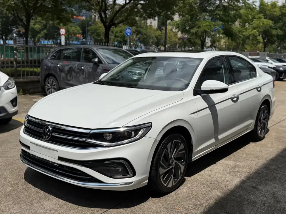 Volkswagen Bora 200TSI DSG Smart Edition 2022
