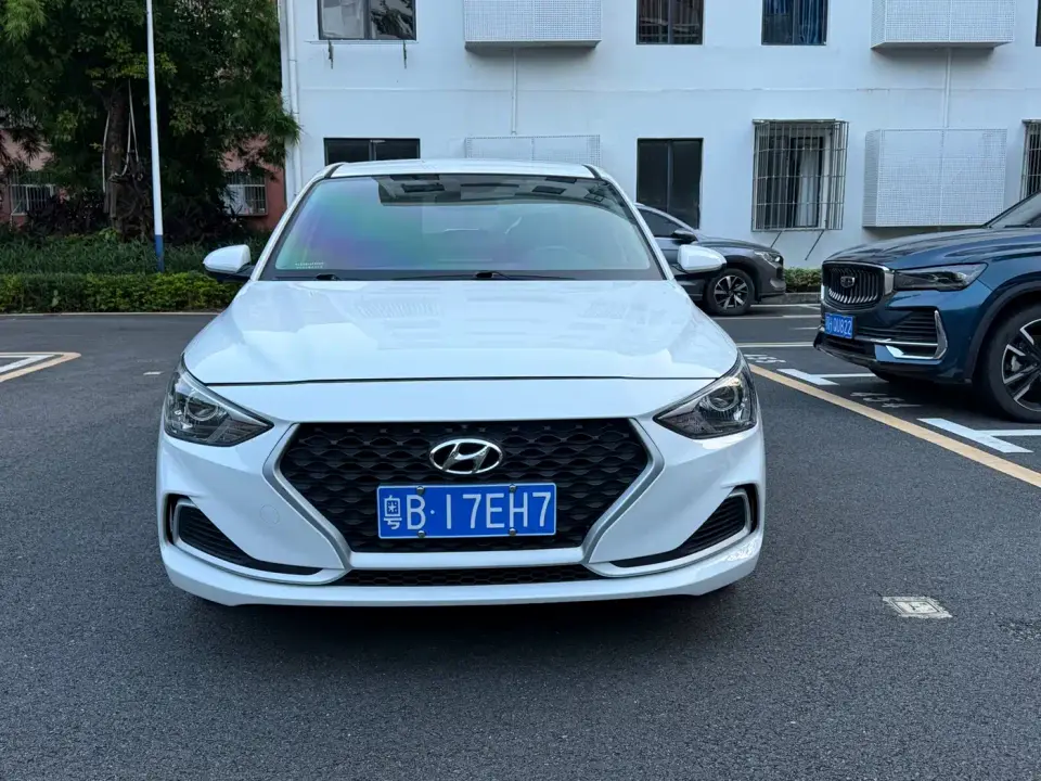 Hyundai Elantra 1.6L Auto GL Pleasing Edition 2021
