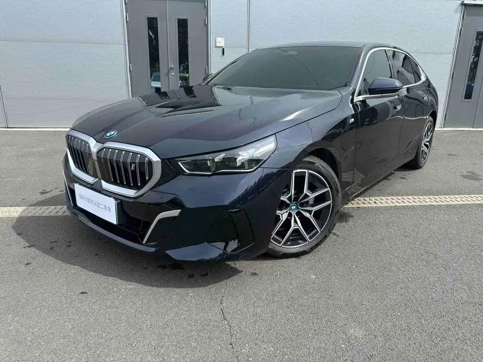 BMW i5 eDrive 35L M Sport Package 2026
