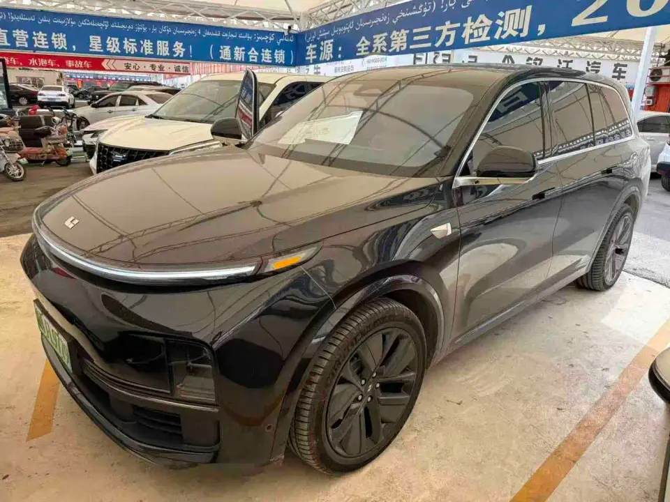 Li Auto Li Xiang L9 Pro 2025