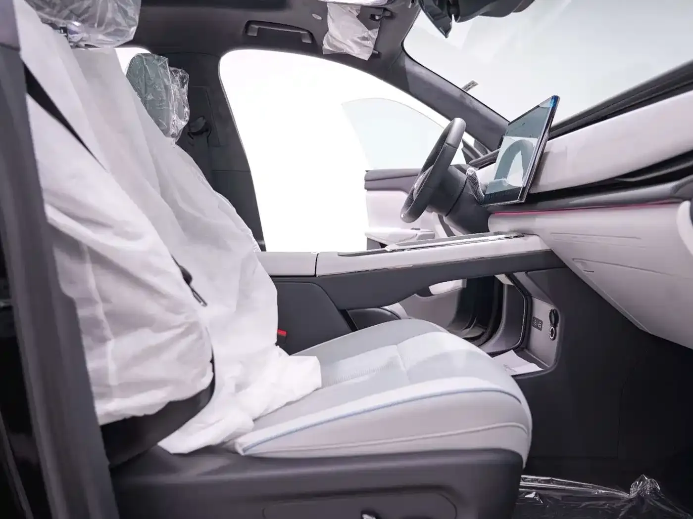 Voyah Auto Voyah Zhiyin Long Range Super Charging Edition 2026 — фото 26