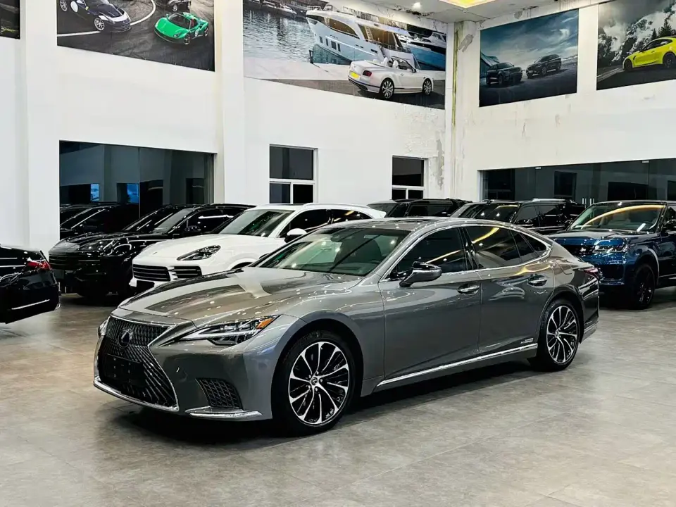 Lexus LS 500h Executive Edition 2022