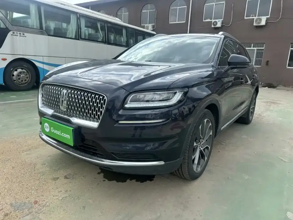 Lincoln Nautilus 2.0T AWD Exclusive Edition 2023