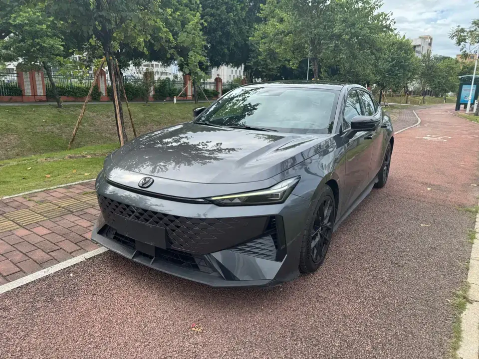 Changan UNI-V 1.5T Premium 2024