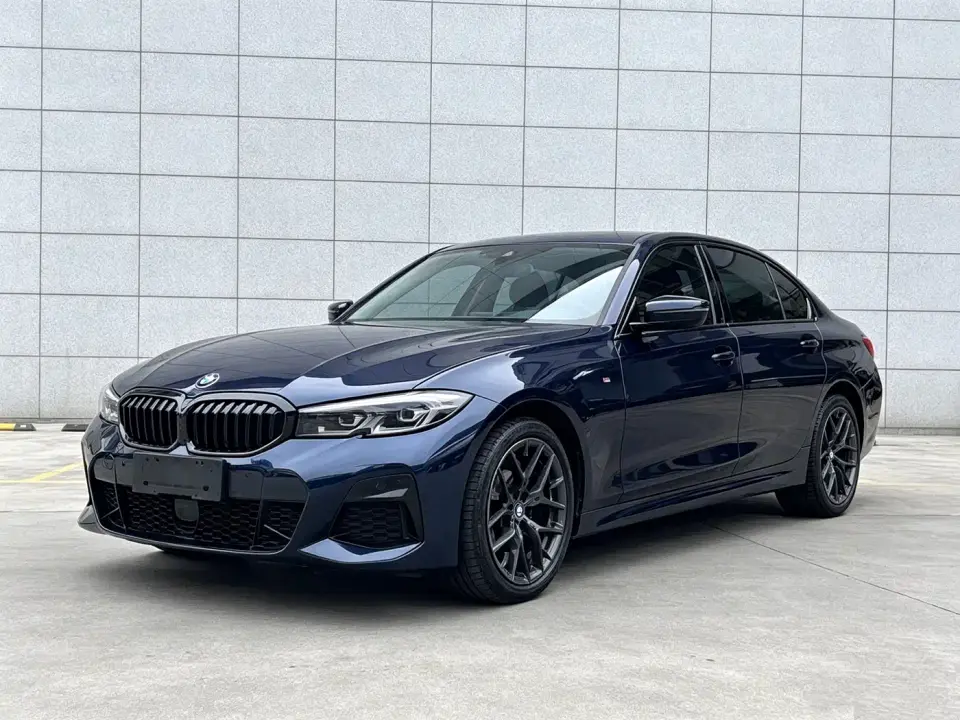 BMW 3 Series 330Li M Sport Night Edition 2025