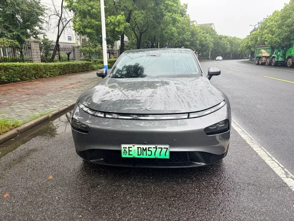 XPeng P7 Model 670N+ 2022