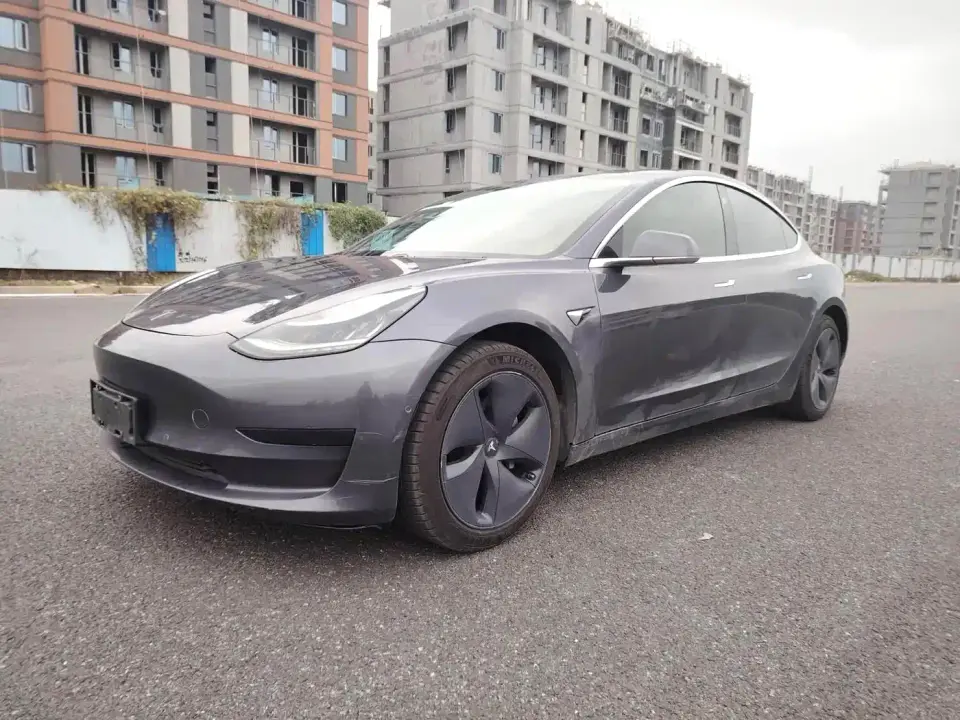 Tesla Model 3 Standard Range Rear-Wheel Drive Upgrade 2020