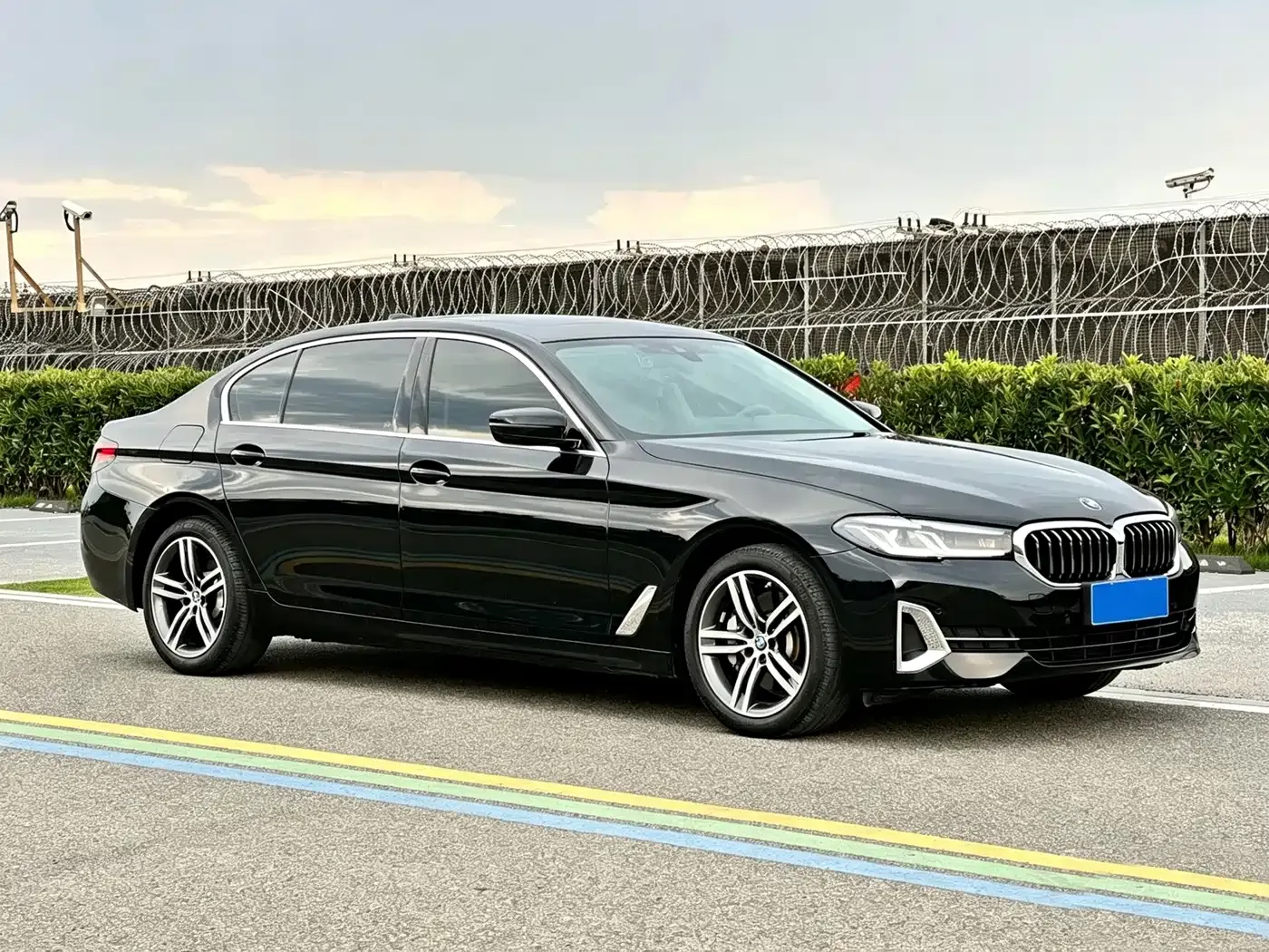 BMW 5 Series Facelift 530Li Leading Luxury Package 2022 — фото 3