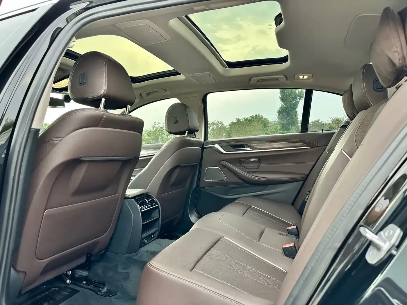BMW 5 Series Facelift 530Li Leading Luxury Package 2022 — фото 12