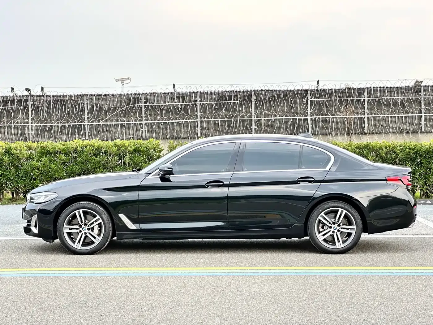 BMW 5 Series Facelift 530Li Leading Luxury Package 2022 — фото 4