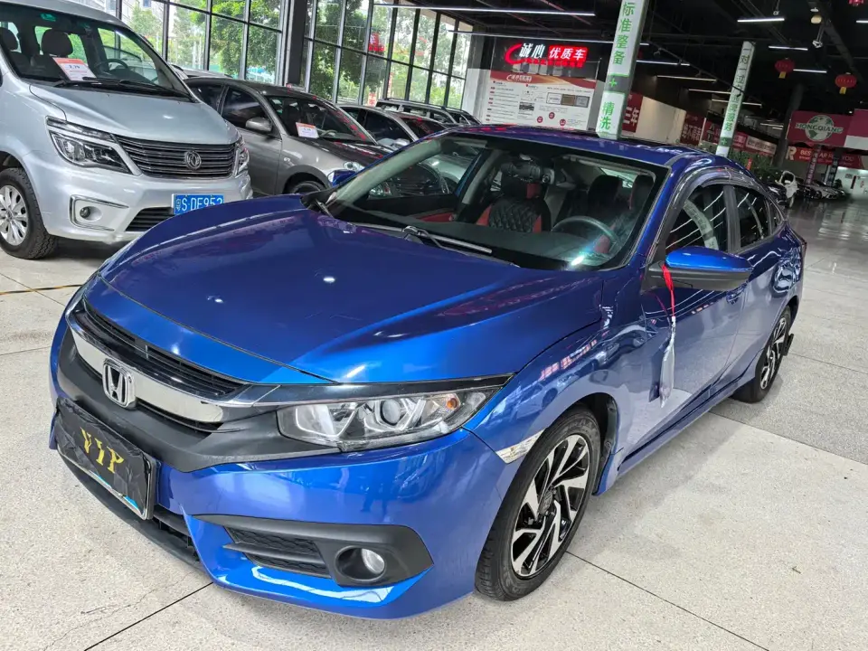 Honda Civic 220TURBO CVT Luxury Edition 2019