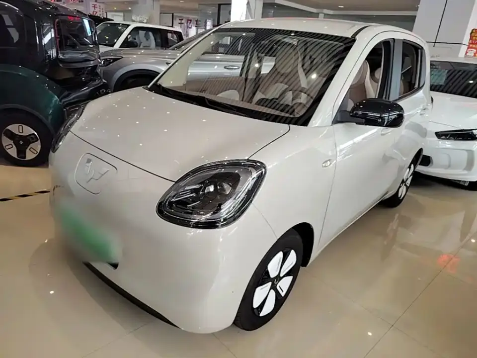Wuling Motors Hongguang MINIEV 4-Door Advanced 2025