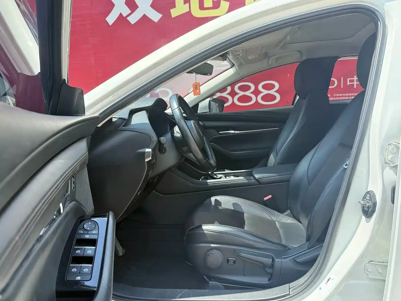 Mazda Mazda3 Axela 2.0L Automatic Zhi Ya Edition 2020 — фото 4