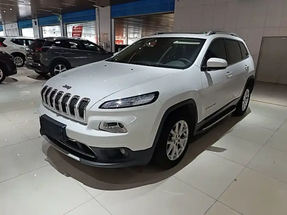 Jeep Cherokee 2.0L Superior Edition 2019