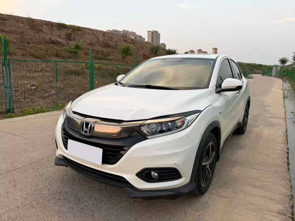 Honda Vezel 1.5L CVT Pioneer 2020