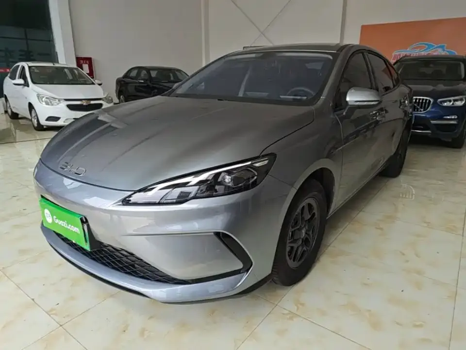 BYD Hai Bao 05 DM-i DM-i 128KM Luxury 2025