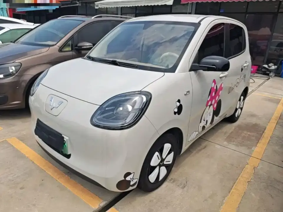 Wuling Motors Hongguang MINIEV 4-Door Advanced 2025