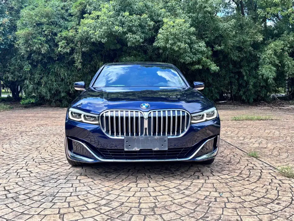 BMW 7 Series Facelift 740Li Leading M Sport Package 2020