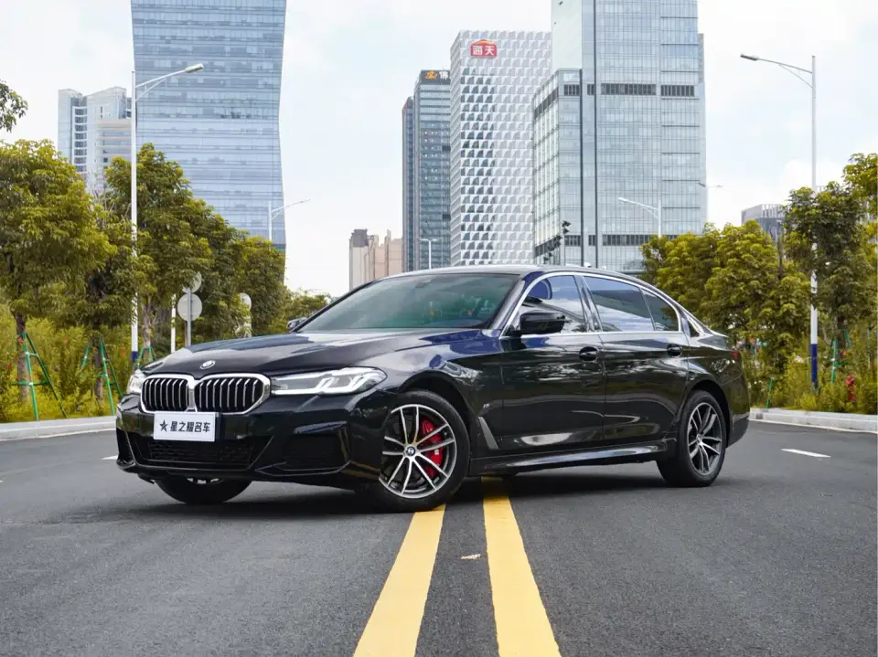 BMW 5 Series 525Li M Sport Package 2021