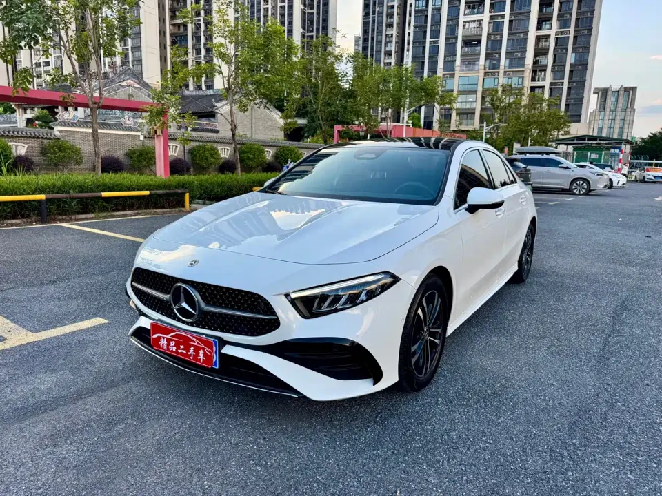 Mercedes-Benz A-Class A 200 L Dynamic 2023