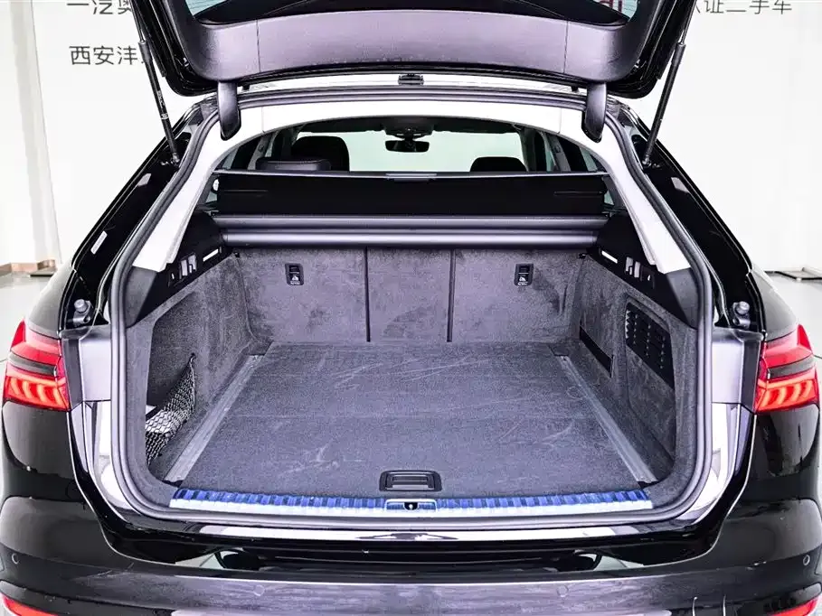 Audi A6 (Import) Model allroad quattro 55 TFSI Premium Off-road Version 2024 — фото 22