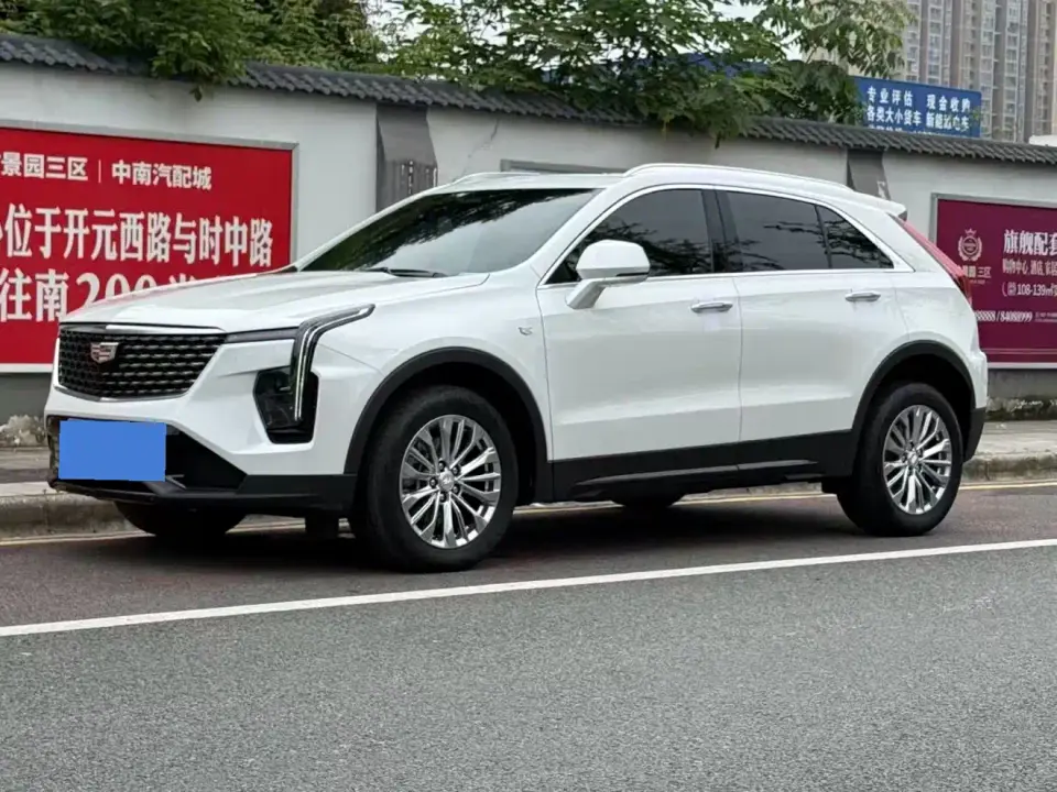 Cadillac XT4 28T 2WD Luxury 2023