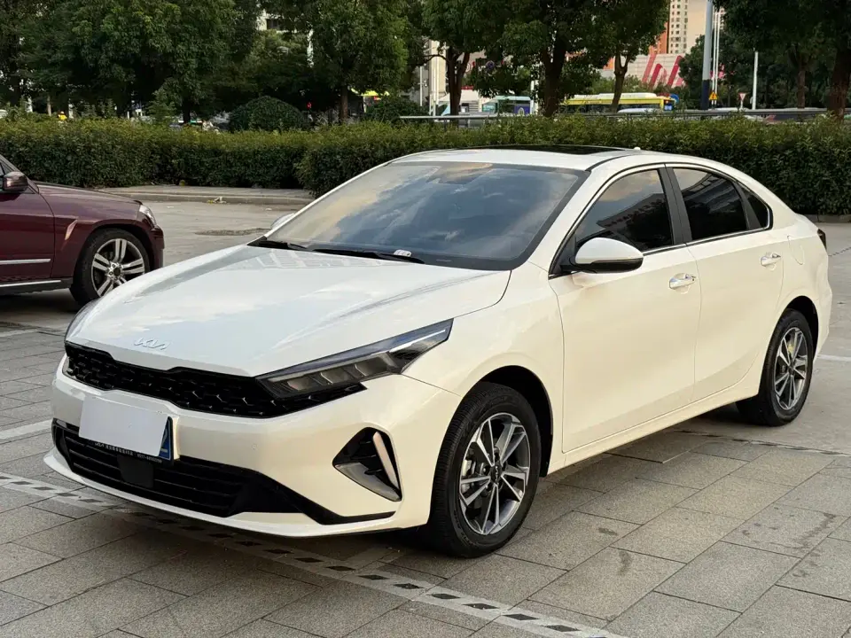 Kia K3 1.5L CVT Luxury Smart Edition 2024