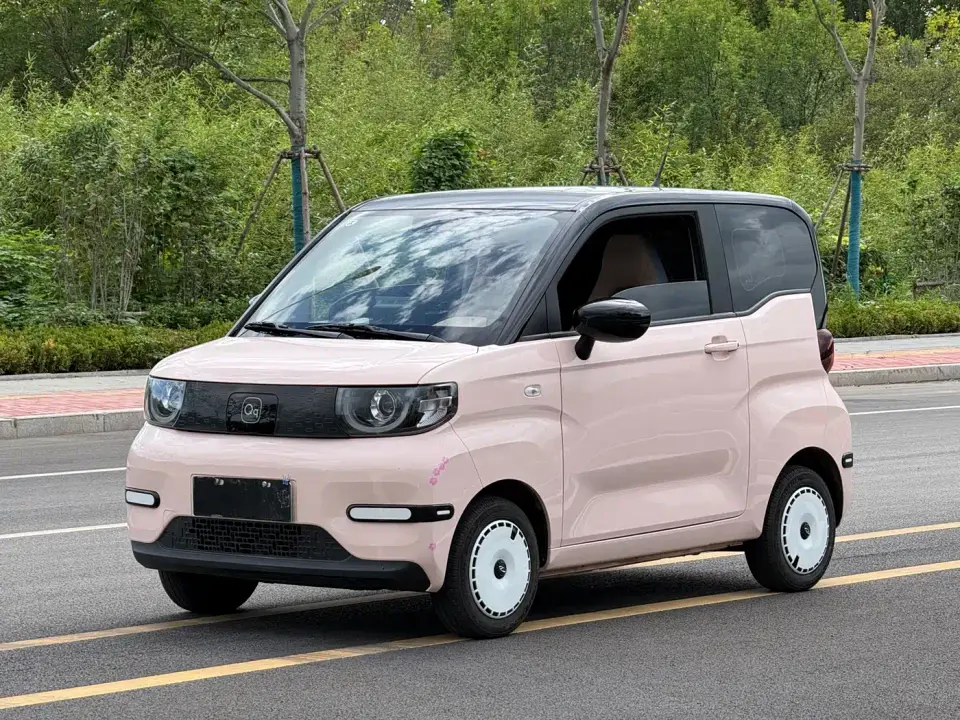 QQ New Energy QQ Ice Cream Youth Edition 205km Milkshake 2024