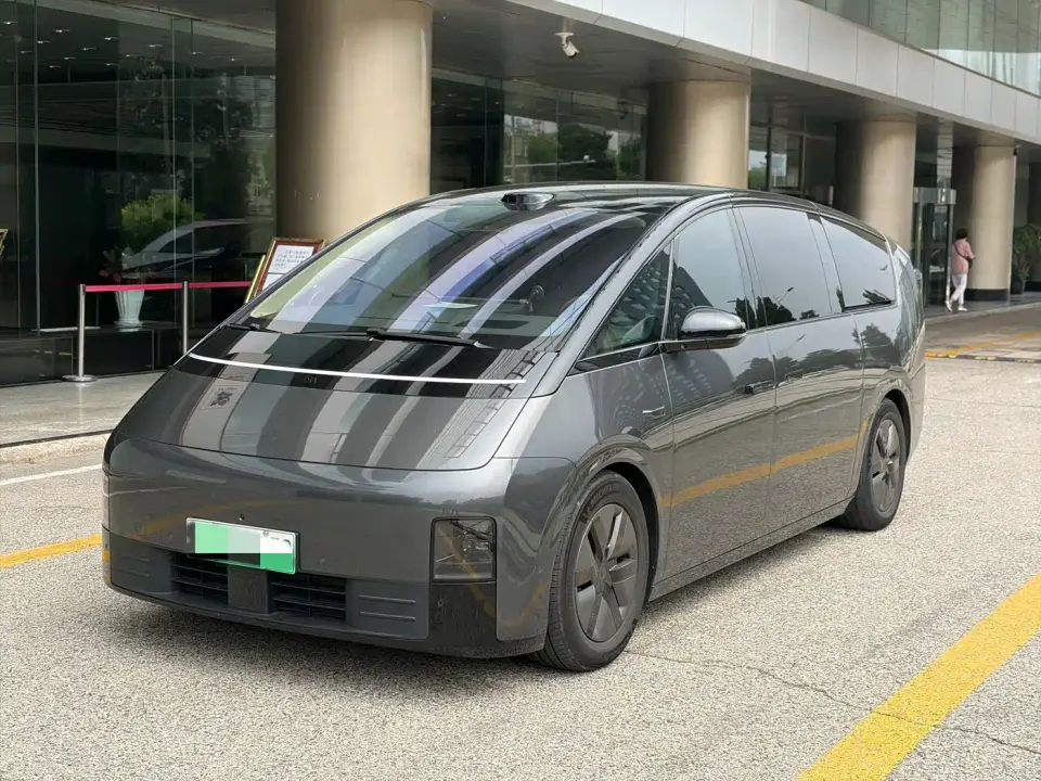 Li Auto MEGA Model Home Family Special Edition 2026