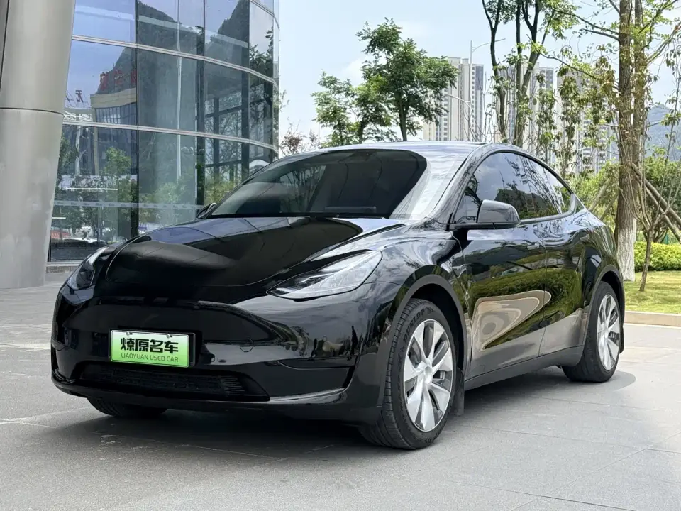 Tesla Model Y Facelift Rear-Wheel Drive Version 2023