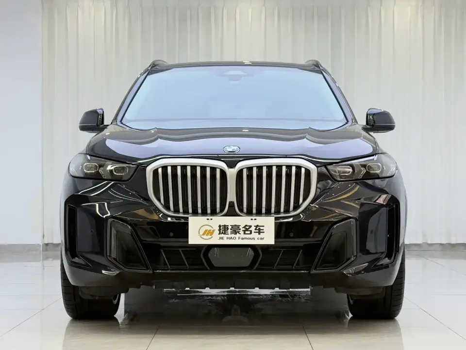 BMW X5 xDrive 30Li Premium M Sport Black Night Package 2024